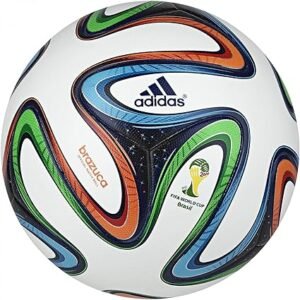 Balón oficial de la liga alemana Adidas Brazuca